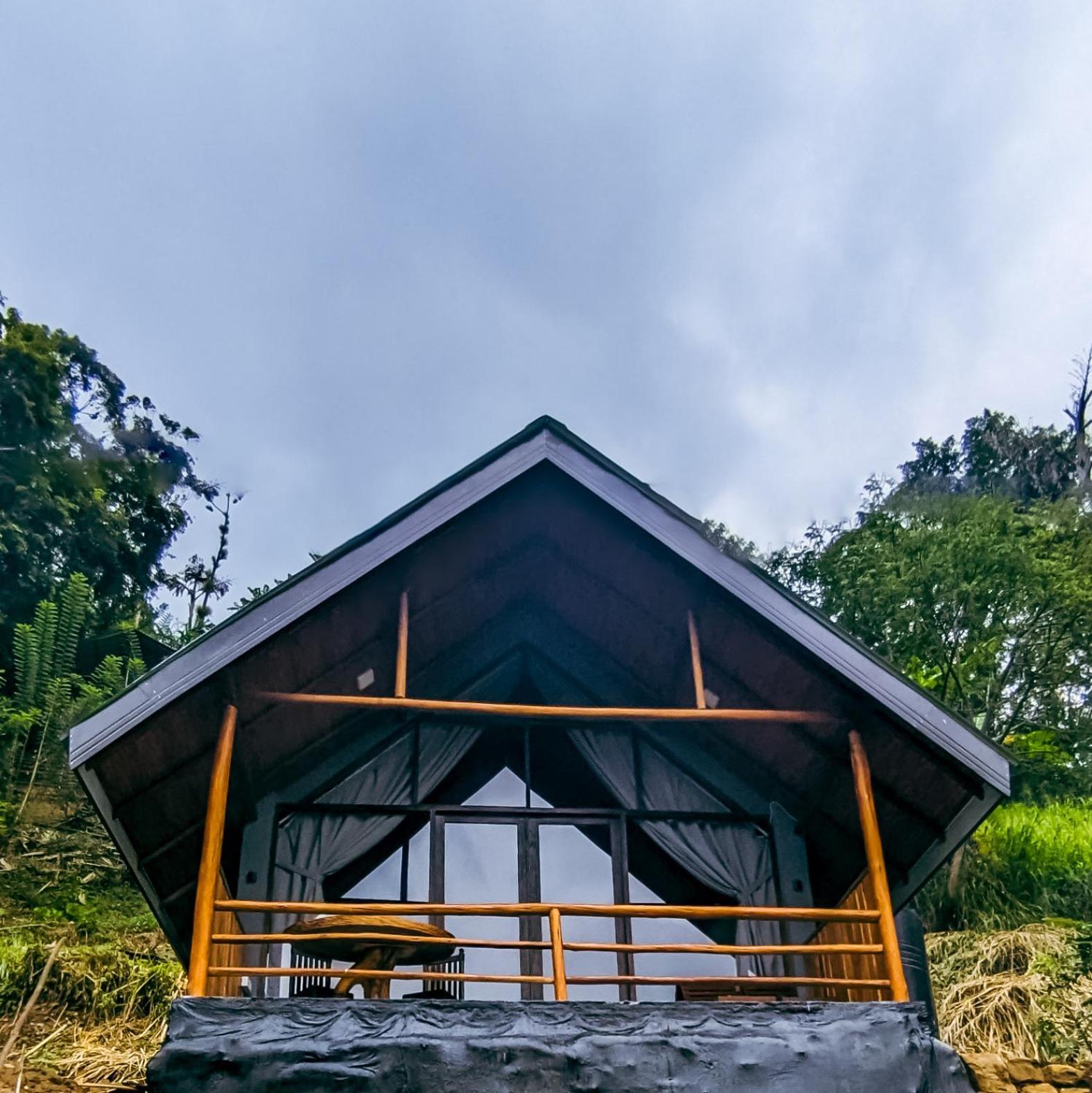 Ella Lovers View Cabins Exterior photo